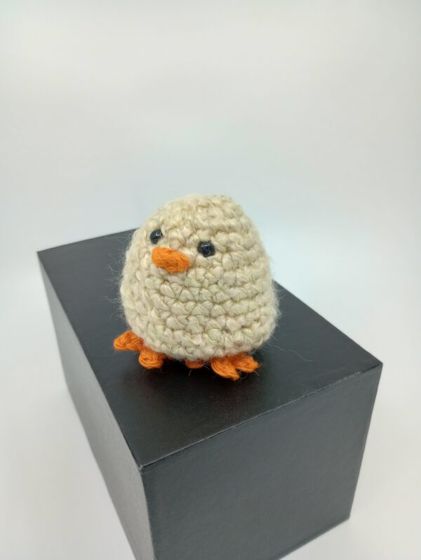 Crochet an Emotional Support Chicken with Jennifer Johnson (Friday morning) - Image 2